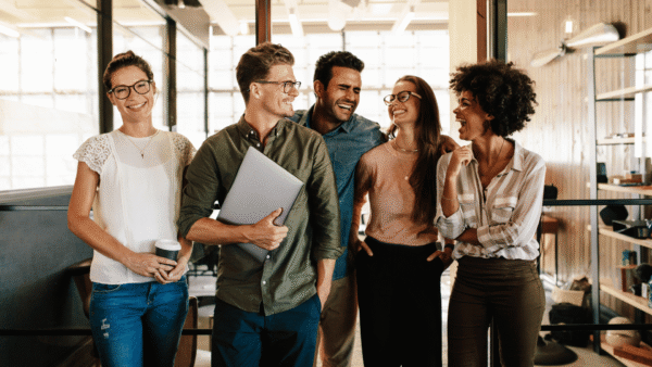Freelance Writing Team – Content Creation Services 智能體員工數字人團隊，助您筆耕不輟